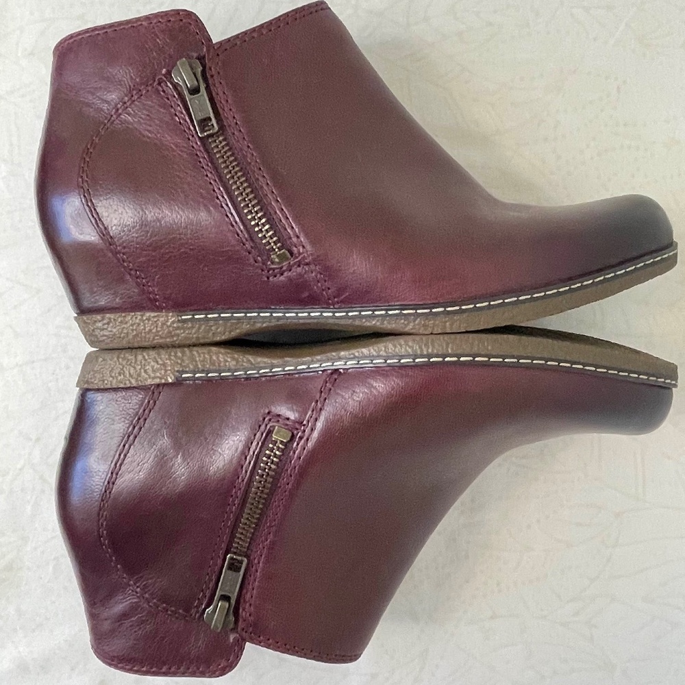 Dansko Leyla Booties Size 37